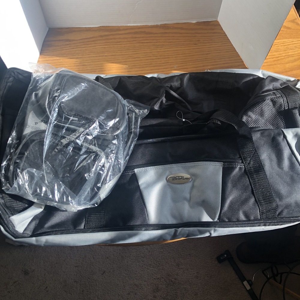 Luggage, Bella Russo Duffle Bag On Wheels W Utiliy Bag Gray/Black Light Weight